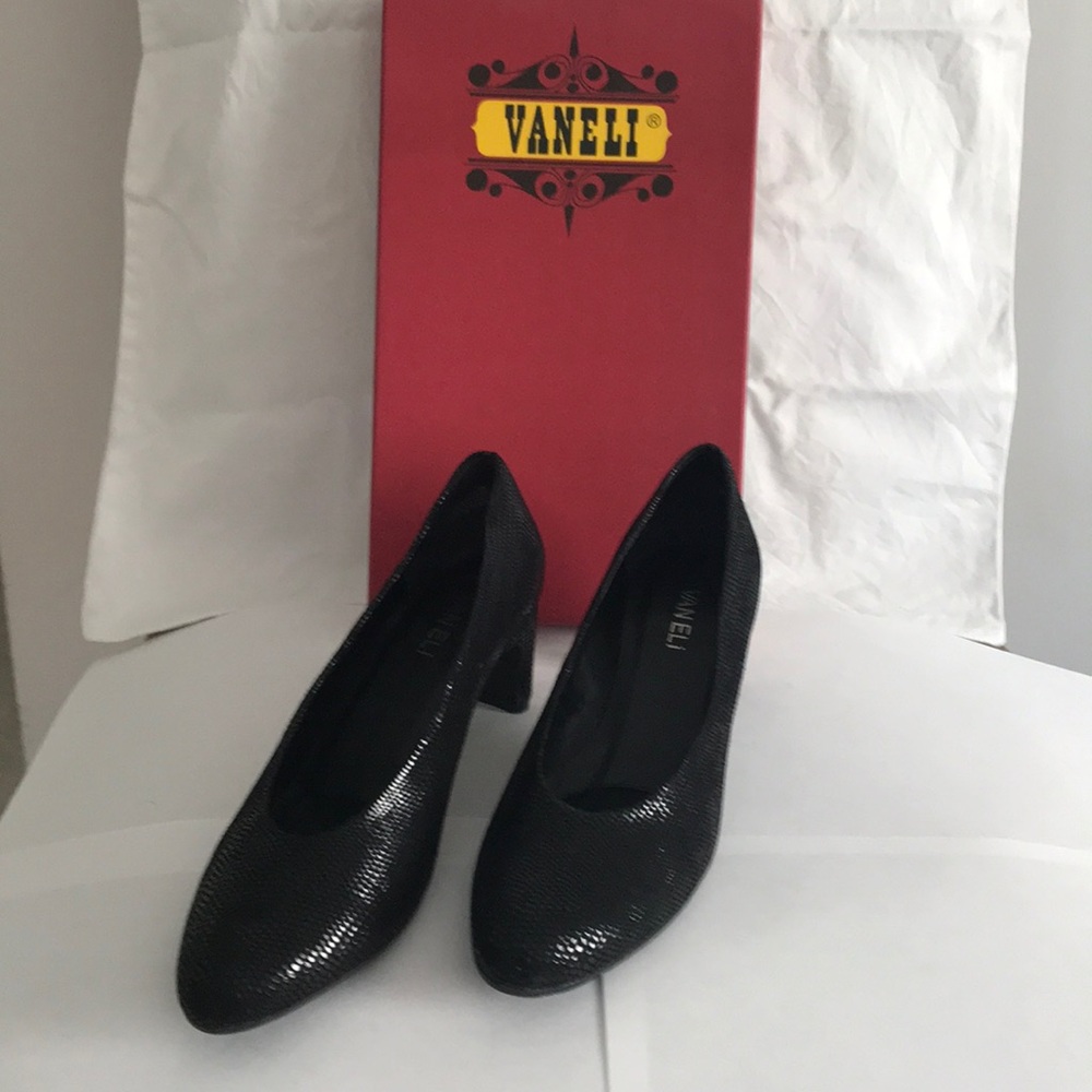 Vaneli Snake Print 2 Inch Heel Size 8M